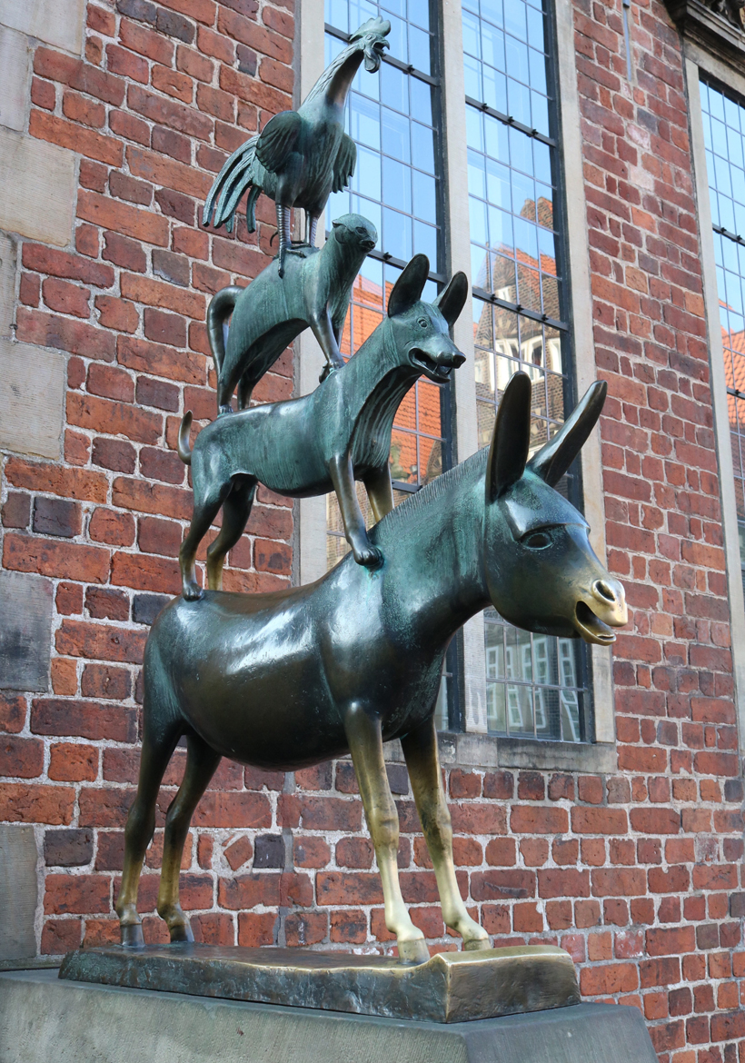 animals fairy tales statue