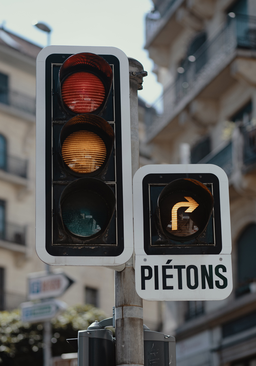 pietons traffic light sign